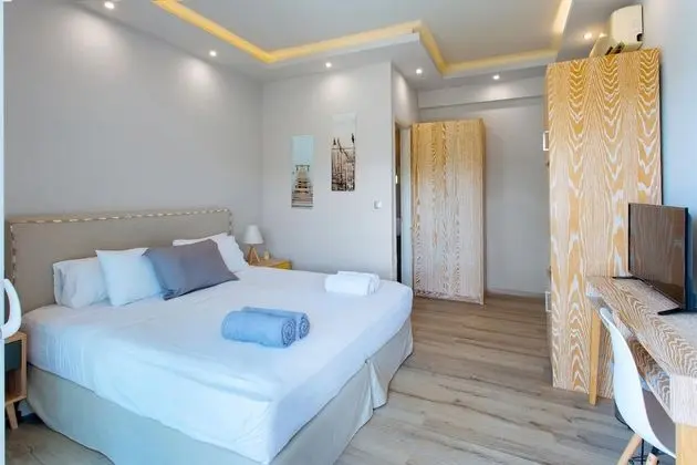 Junior Stüdyo Süit, 1 En Büyük (King) Boy Yatak, Havuz Manzaralı (Adults Only)