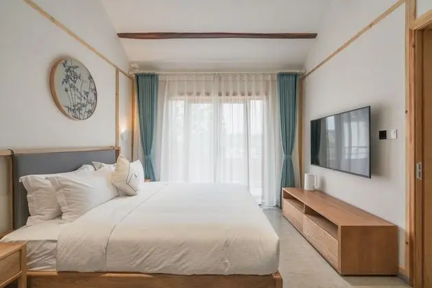 Deluxe Tek Büyük Yataklı Oda
