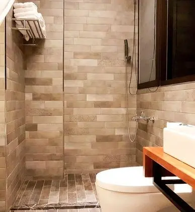 Comfort Dört Kişilik Oda, Küvet