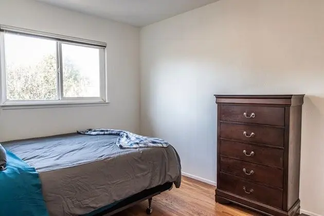 Apart Daire (Sunny Two Bed in Richmond)