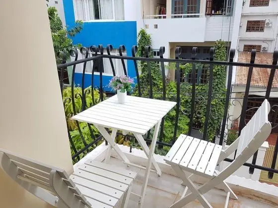 Standard Oda, Balkon