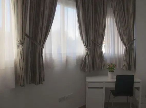 Standard Apart Daire, 6 Yatak Odası, Mutfak