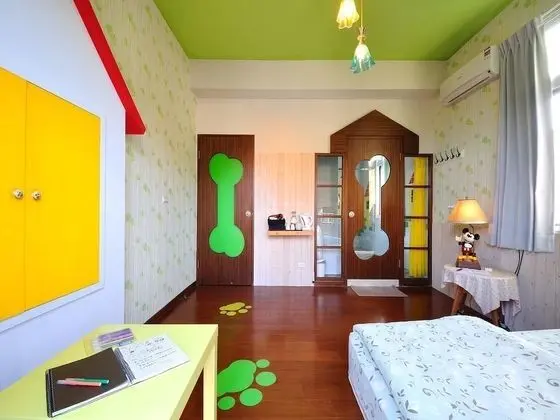 Standard Tek Büyük Yataklı Oda