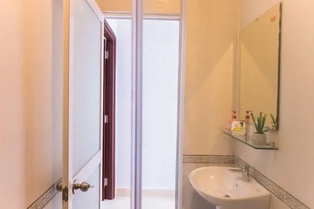 Oda, Ortak Banyo (Sunny 2)