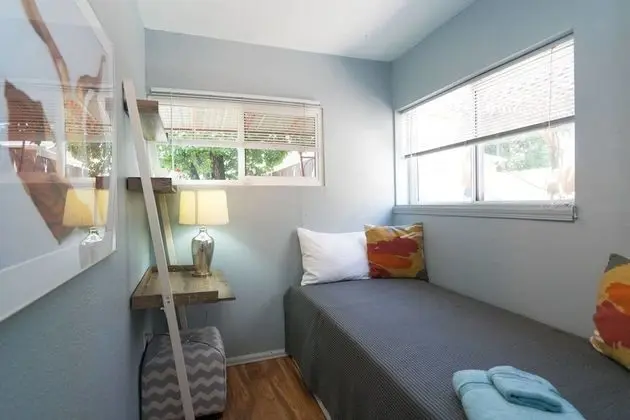 Ev (2 Bedrooms)