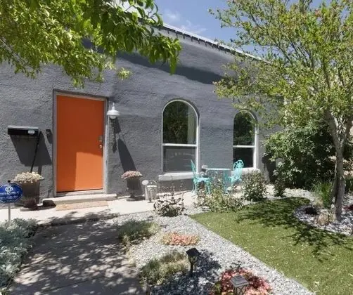 Ev (2 Bedrooms)