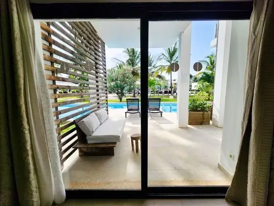 Premium Oda, Kişiye Özel Havuzlu, Havuz Manzaralı