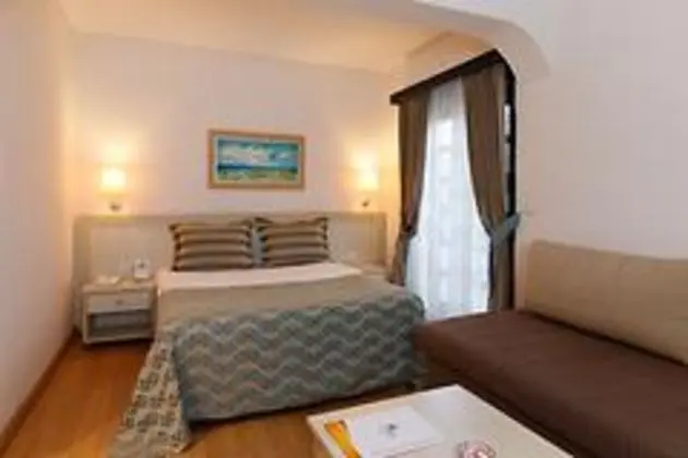 Club Süperior Oda