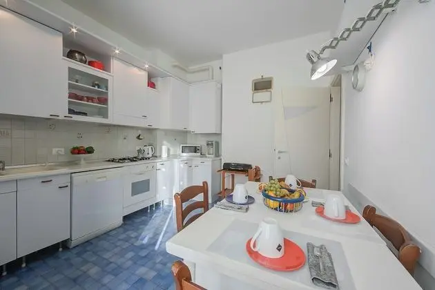 Family Apart Daire, Birden Çok Yatak, 2 Banyolu, Denize Bakan (Sunrise Apartment Seaview)