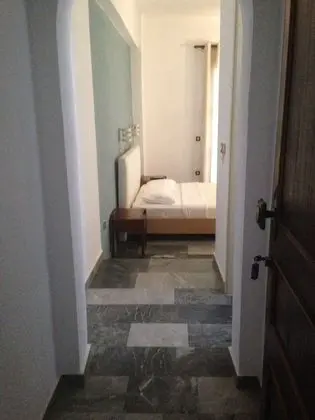 Üç Kişilik Oda