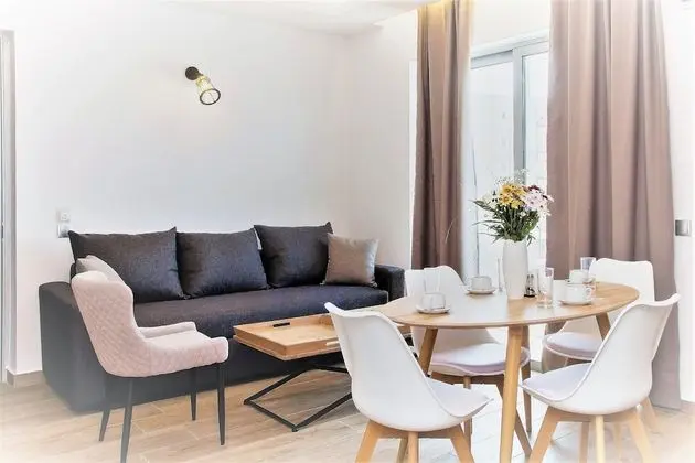 Deluxe Apart Daire, 1 Büyük (Queen) Boy Yatak ve Çekyat, Sigara İçilmez, Deniz Manzaralı