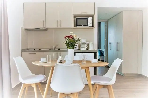 Deluxe Apart Daire, 1 Büyük (Queen) Boy Yatak ve Çekyat, Sigara İçilmez, Deniz Manzaralı