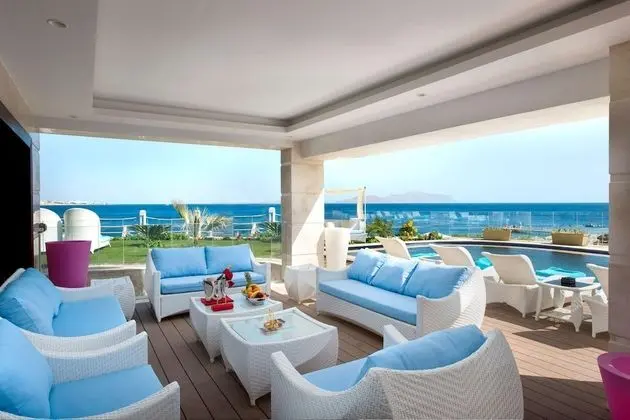 Royal Villa (Poch Club)