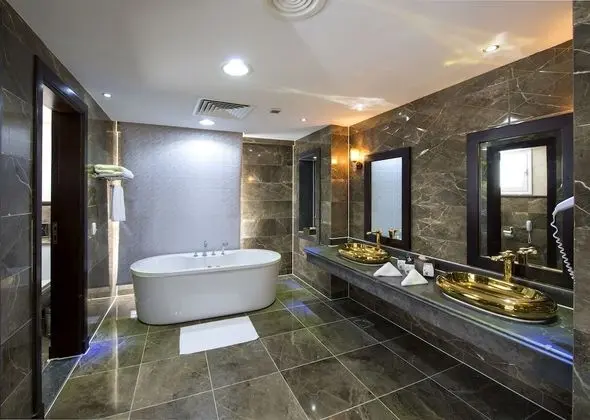 Royal Villa (Poch Club)