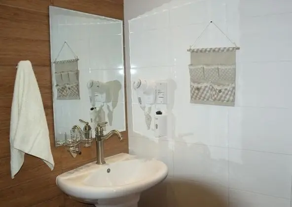 Standard Tek Büyük Yataklı Oda