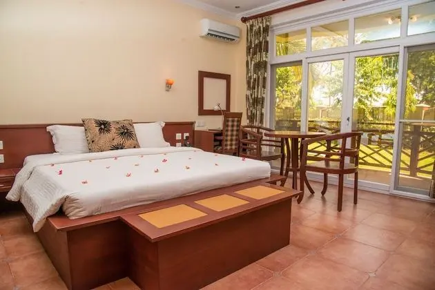 Luxury Süit, Havuz Manzaralı