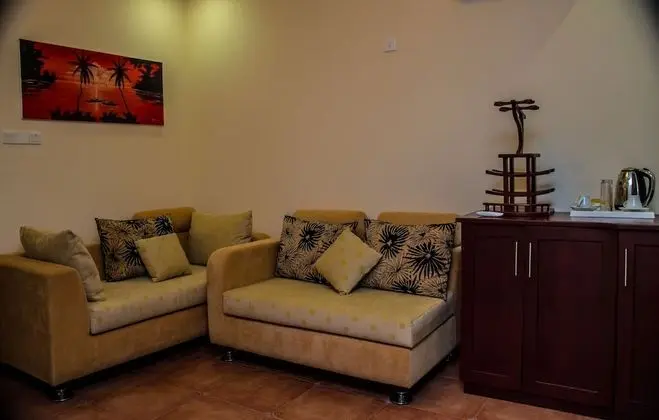 Luxury Süit, Havuz Manzaralı