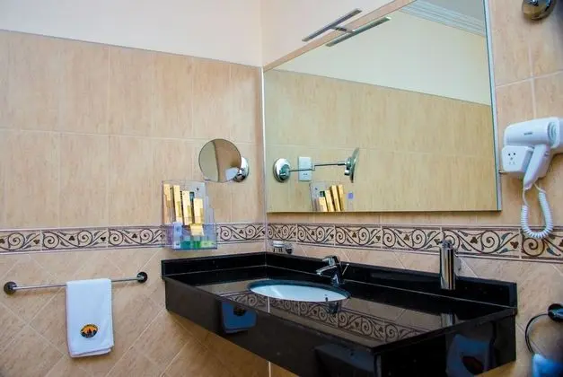 Luxury Süit, Havuz Manzaralı