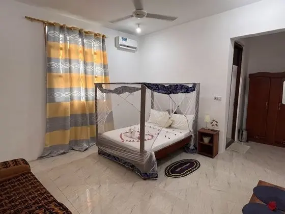 Comfort Tek Büyük Yataklı Oda