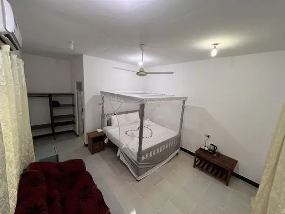 Comfort Tek Büyük Yataklı Oda