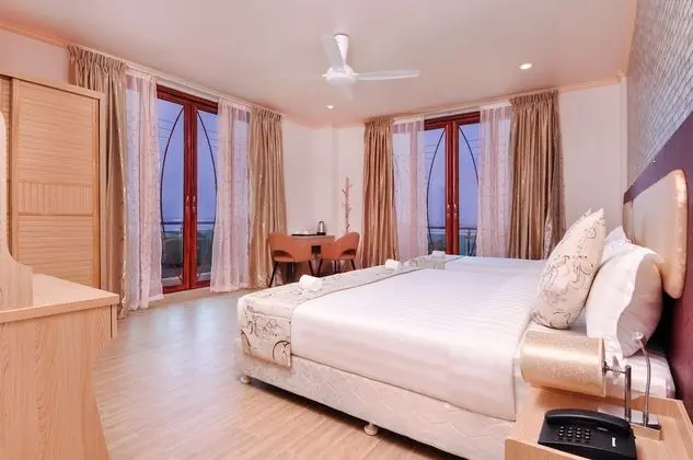 Deluxe Tek Büyük Yataklı Oda, 1 Yatak Odası, Şehir Manzaralı