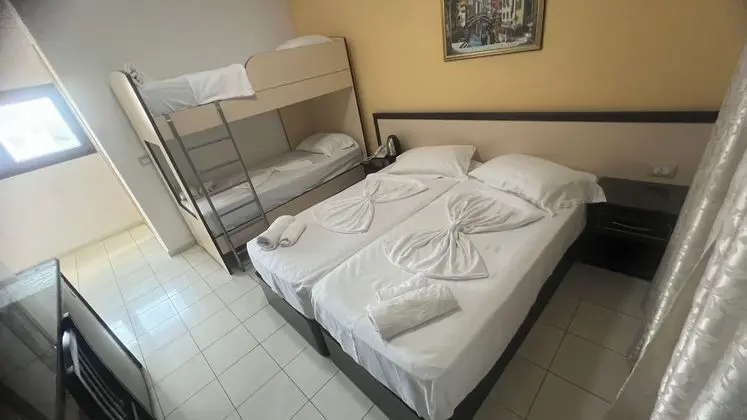 Classic Dört Kişilik Oda