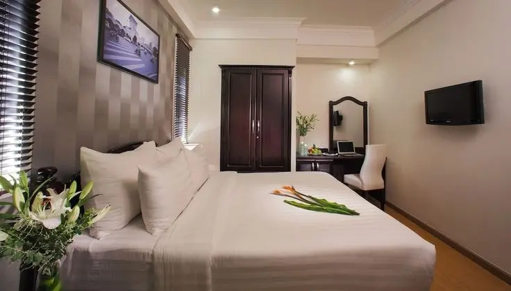 Deluxe Tek Büyük Yataklı Oda, Penceresiz
