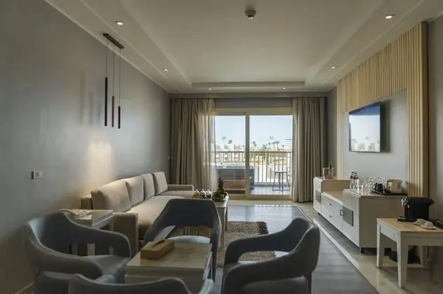 Executive Jacuzzi Suite (Posh Club)