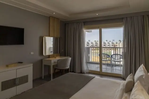 Executive Jacuzzi Suite (Posh Club)