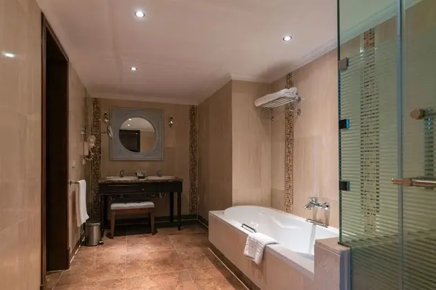 Jacuzzi Suite, Sea view (Posh Club)