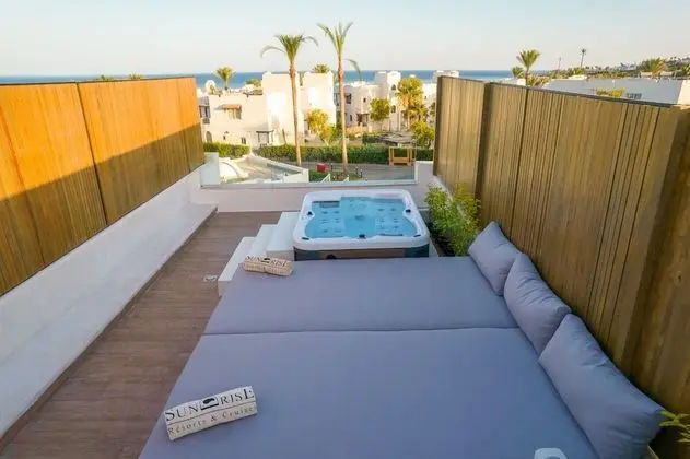 Jacuzzi Suite