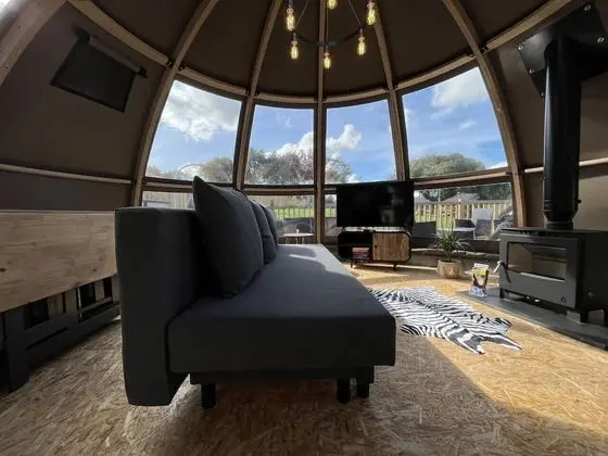 Luxury Çadır, Sıcak Su Havuzu