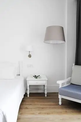 Üç Kişilik Oda, Bahçe Manzaralı