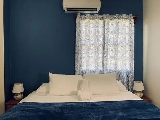 Classic Tek Büyük Yataklı Oda