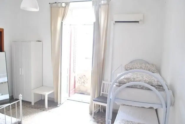 Dört Kişilik Oda, Balkon, Şehir Manzaralı