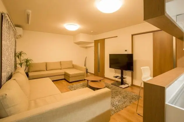Apart Daire, 2 Yatak Odası, Küçük Mutfak (Living Room)