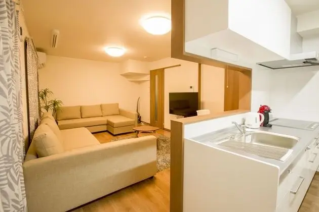 Apart Daire, 2 Yatak Odası, Küçük Mutfak (Living Room)