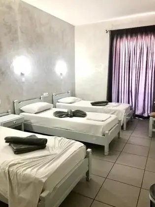 Basic Üç Kişilik Oda