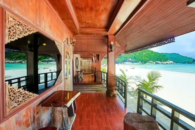 Thai House Villa Beachfront