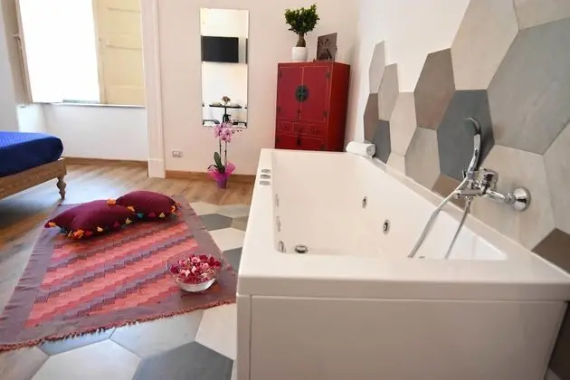 Luxury Oda, Şehir Manzaralı (Odissea)