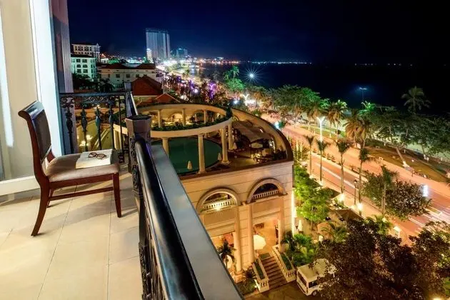 Suit Club Ocean View
