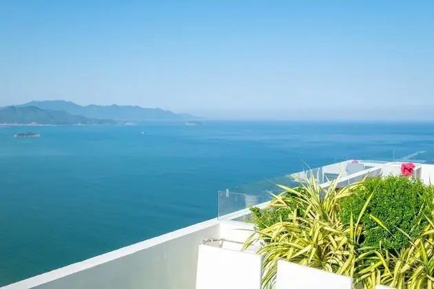 Çatı Katı Süiti (Penthouse), Şehir Manzaralı