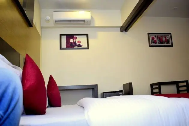 Deluxe Üç Kişilik Oda