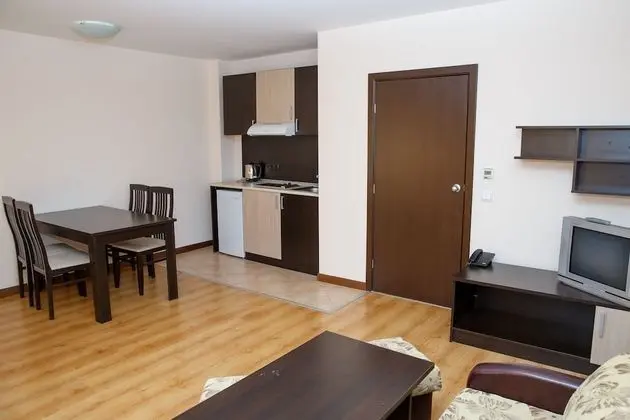 Apart Daire, 2 Yatak Odası, Balkon