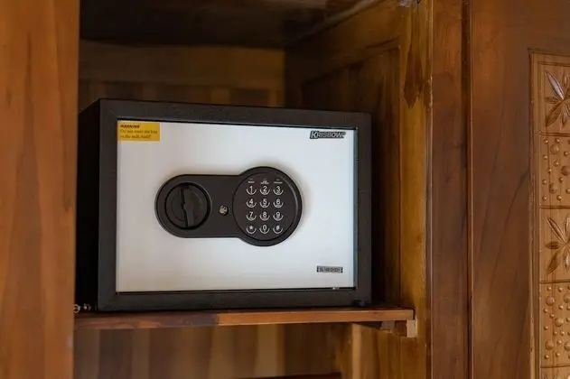 Deluxe Bungalov, 1 Yatak Odası, Havuz Manzaralı