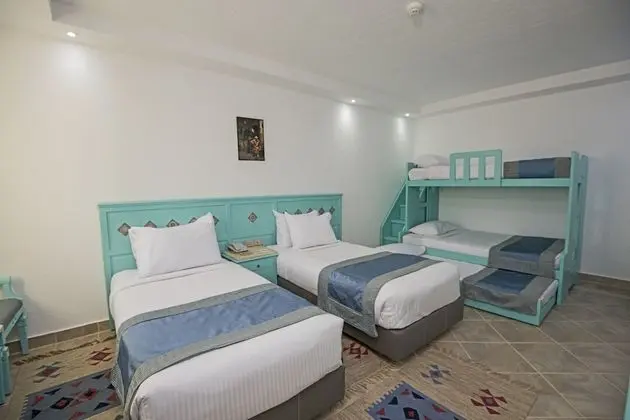 Family room Bunk bed