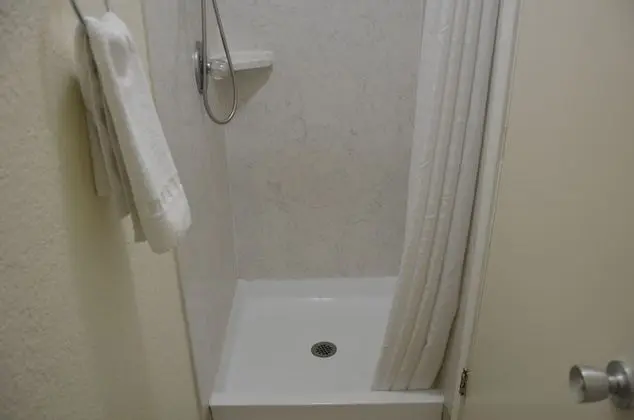 Oda, 1 Büyük (Queen) Boy Yatak, Özel Banyo