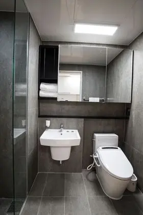 Standard Tek Büyük Yataklı Oda, Göl Manzaralı