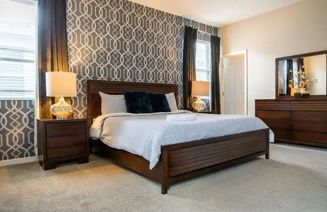 Ev (Gated Community,  Private pool and ga)