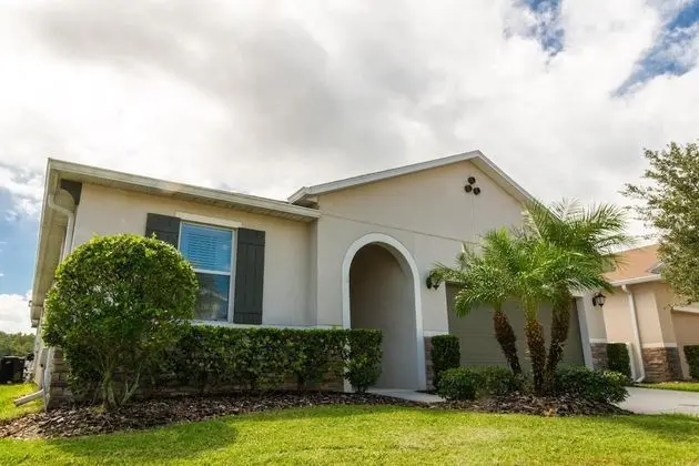 Ev (Gated Community,  Private pool and ga)